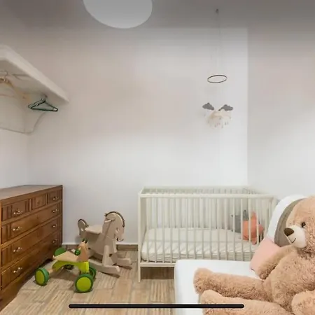 Casa vacanze Traditional Townhouse With Private Patio And Pool Portimão