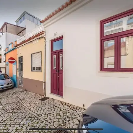 Holiday home Traditional Townhouse With Private Patio And Pool *